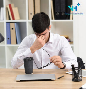 Đau nửa đầu Migraine khiến “dân văn phòng” gặp trở ngại như thế nào?